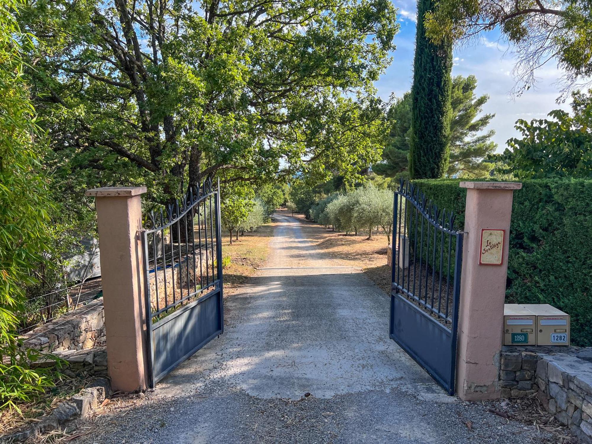 Villa "Le Sortilege" Vue Panoramique Et Piscine Tourtour Eksteriør billede
